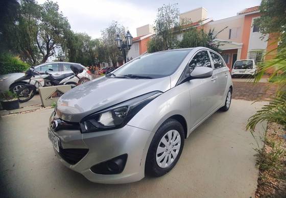 HYUNDAI HB20 1.6 COMFORT PLUS 16V FLEX 4P MANUAL